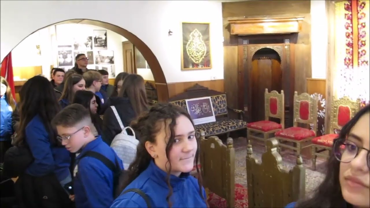 AL MUSEO DELLA PACE STUDENTI E DOCENTI DELLA SCUOLA ALDO MORO DI CASALNUOVO