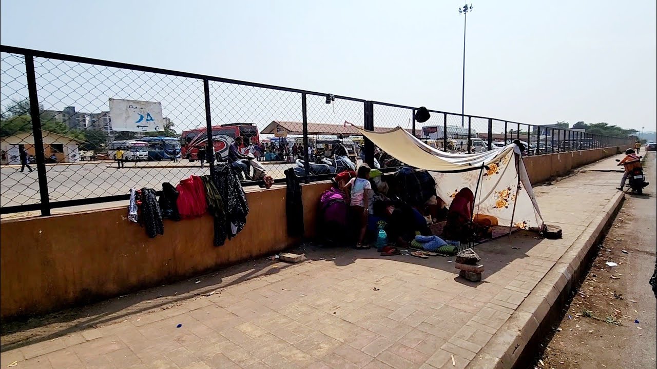 BREAKING | ZOPADPATTI On Mapusa Inter State Bus Stand Footpath!!