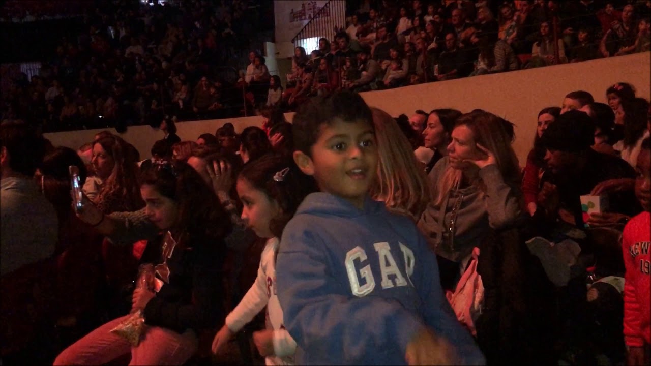 Miguel no Musical do Panda