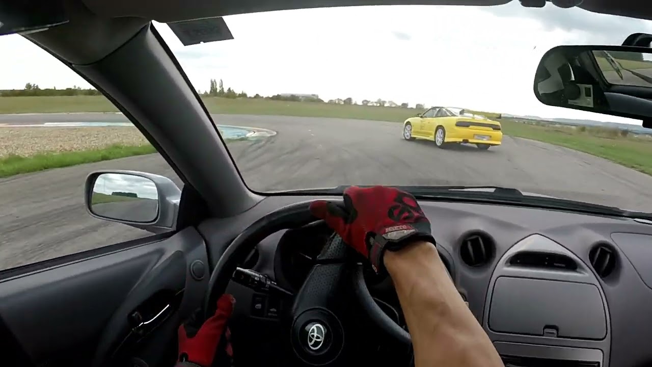 Toyota Celica TS vs. Nissan 180SX