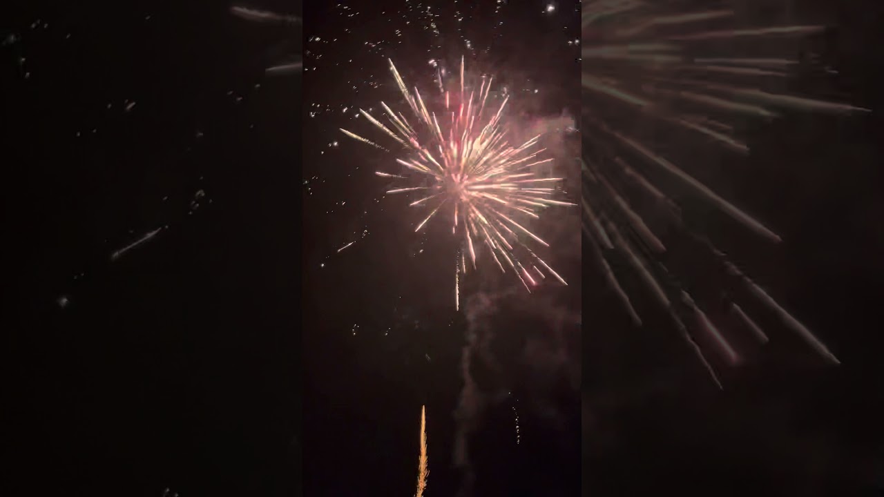 Argento Feuerwerk - Pyroshow 2000-B Sacramentum A - 100 Schuss