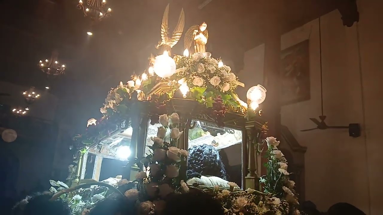 Entrada del Santo entierro de la parroquia dulce nombre de Jesús, el calvario 2025.