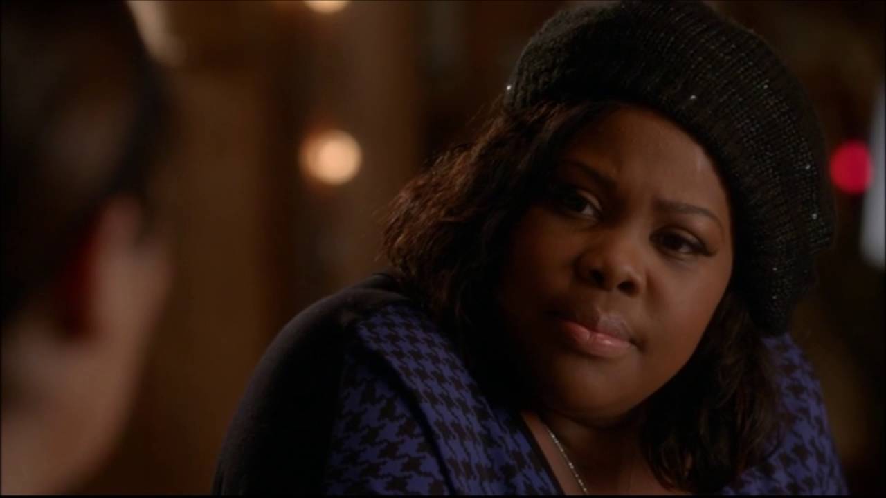 Glee - Rachel and Mercedes talk about relationships 5x16