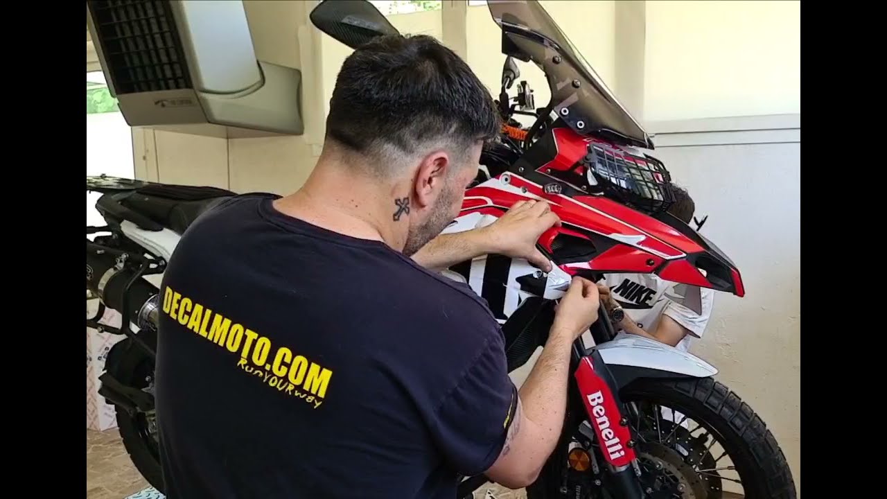 application tutorial kit stickers benelli trk 502 x sign Decalmoto.com