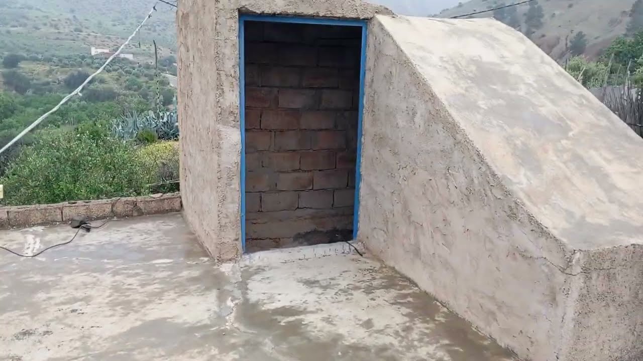 30/04/2025 باربي ارضها وهوائها مساحتها 3500 متر ثمنها 23 مليون هاتف 0666467992