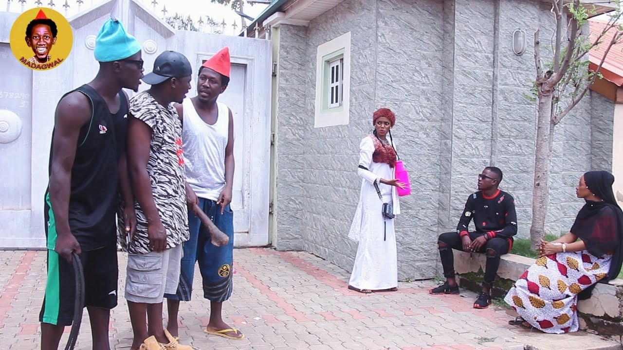 Kalli Sabon Comedy Madagwal da Niga A Wajen Budurwa (Ali Artwork Comedy 2020)