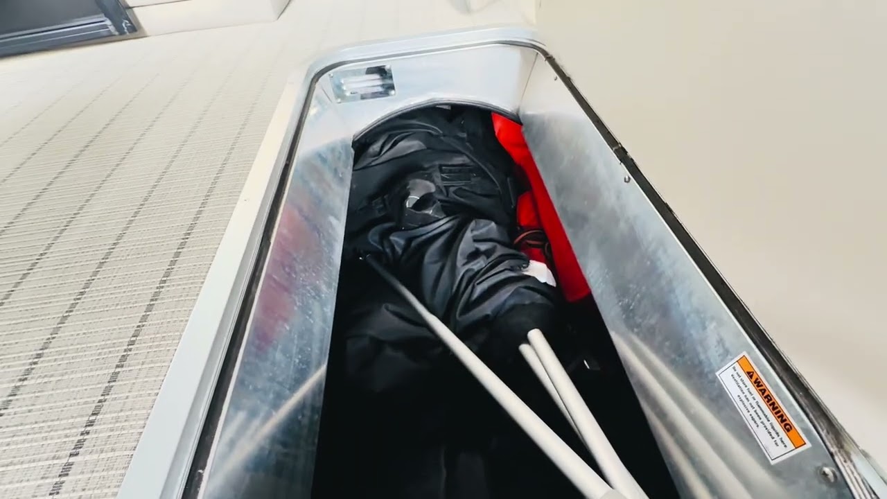 2019 Barletta L23UC Interior Walk Around 