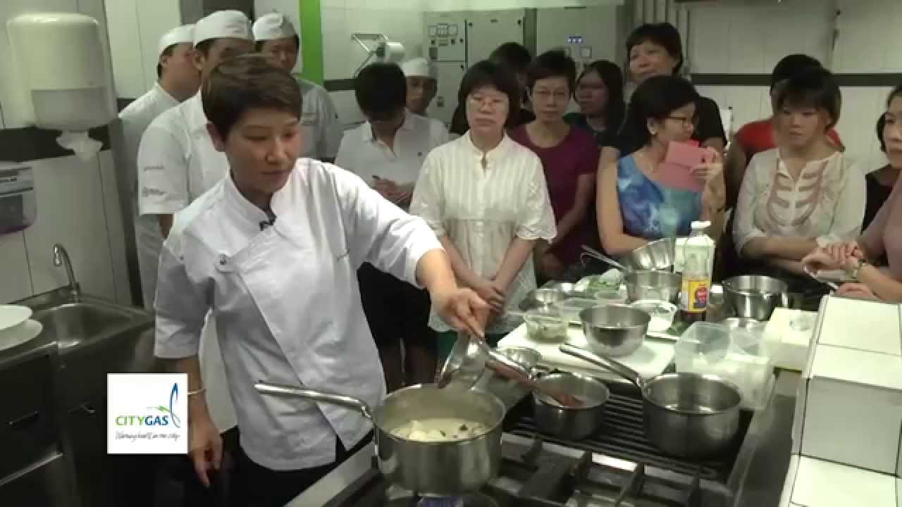 Thai Poached Rice Dumpling Coated with Green Bean and Coconut, and More