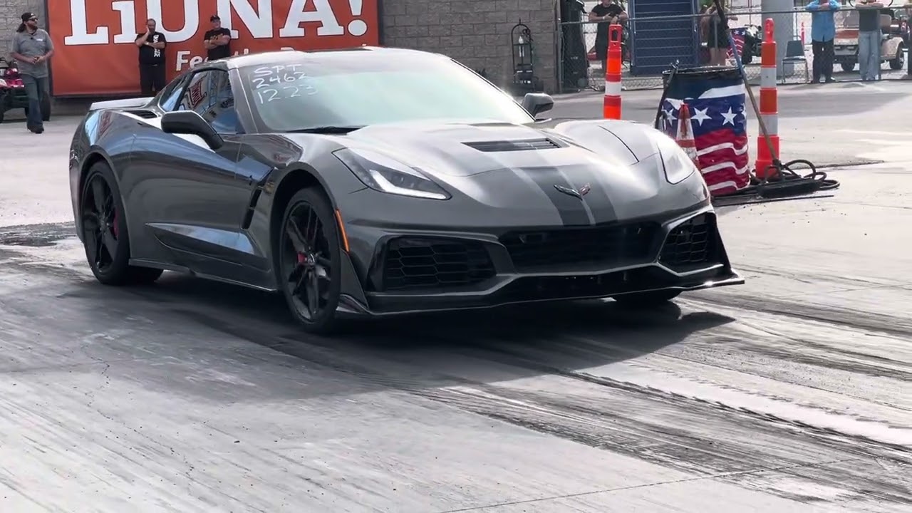 2015 Chevy Corvette bracket racing 1/4 mile @LVMS. 12.32 ET at 114 MPH sound tires a little leaving 