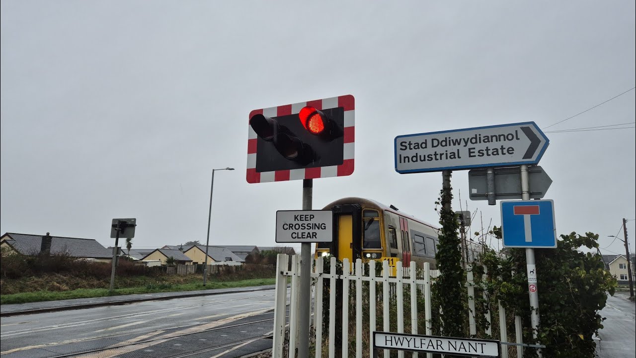 *Brand New MK2 LEDs* Harlech Morfa Level Crossing, Gwynedd (23/02/2026)