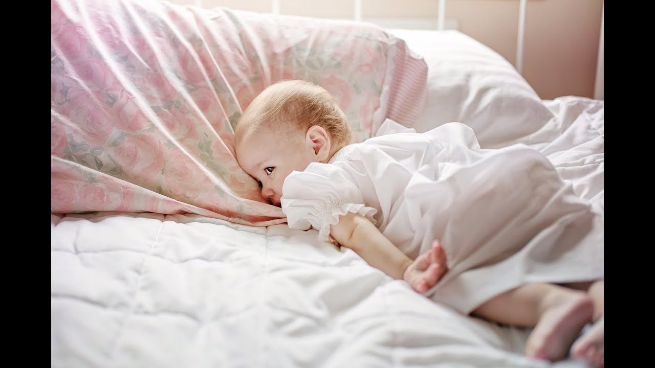 How to Change a Baby's Nappy: Step-by-Step Guide|Easy Nappy Changing Tips for New Parents