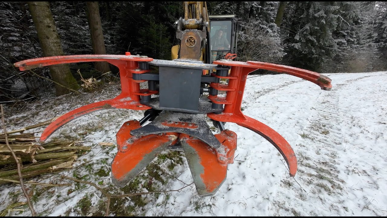 Neuer Fällgreifer entwickelt und gebaut bei Lohnunternehmer Krummenacher 🇨🇭