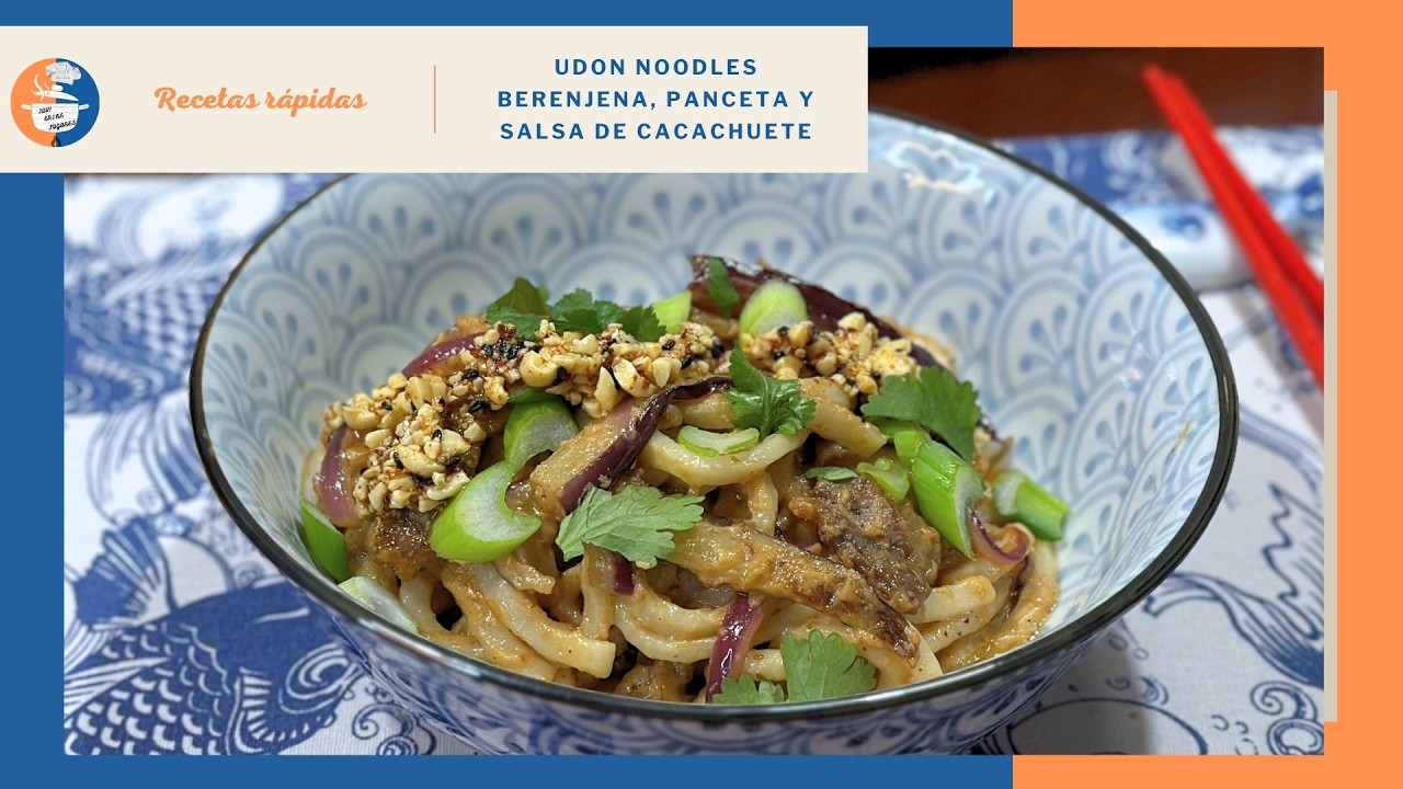 Udon con panceta y berenjena que es adictivo por esta salsa de cacahuete