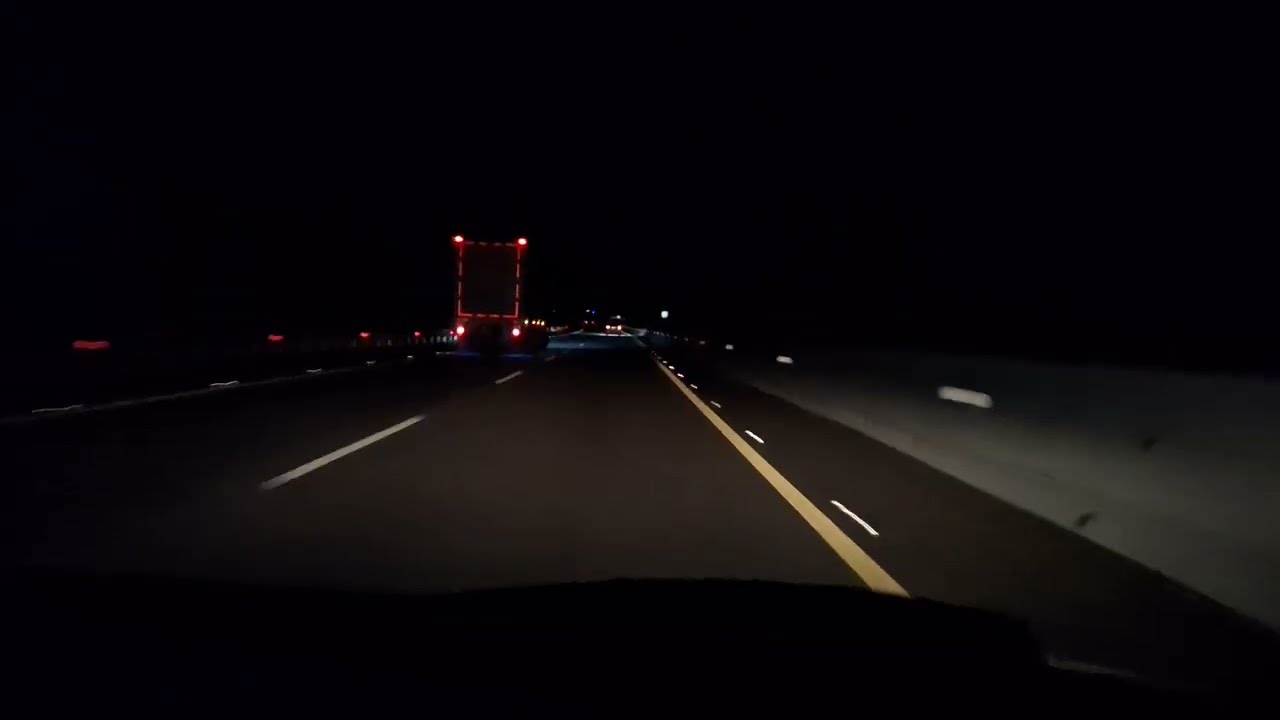 Tol Transjawa Saat Malam Hari - Gelap Gulita  Wajib Konsentrasi Penuh 