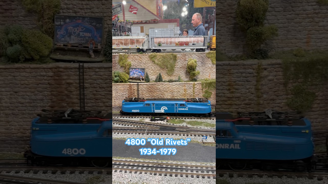 Pennsylvania RR 4800 & Conrail 4800 GG1s layout at same time #train #lionel #visonline #modeltrains