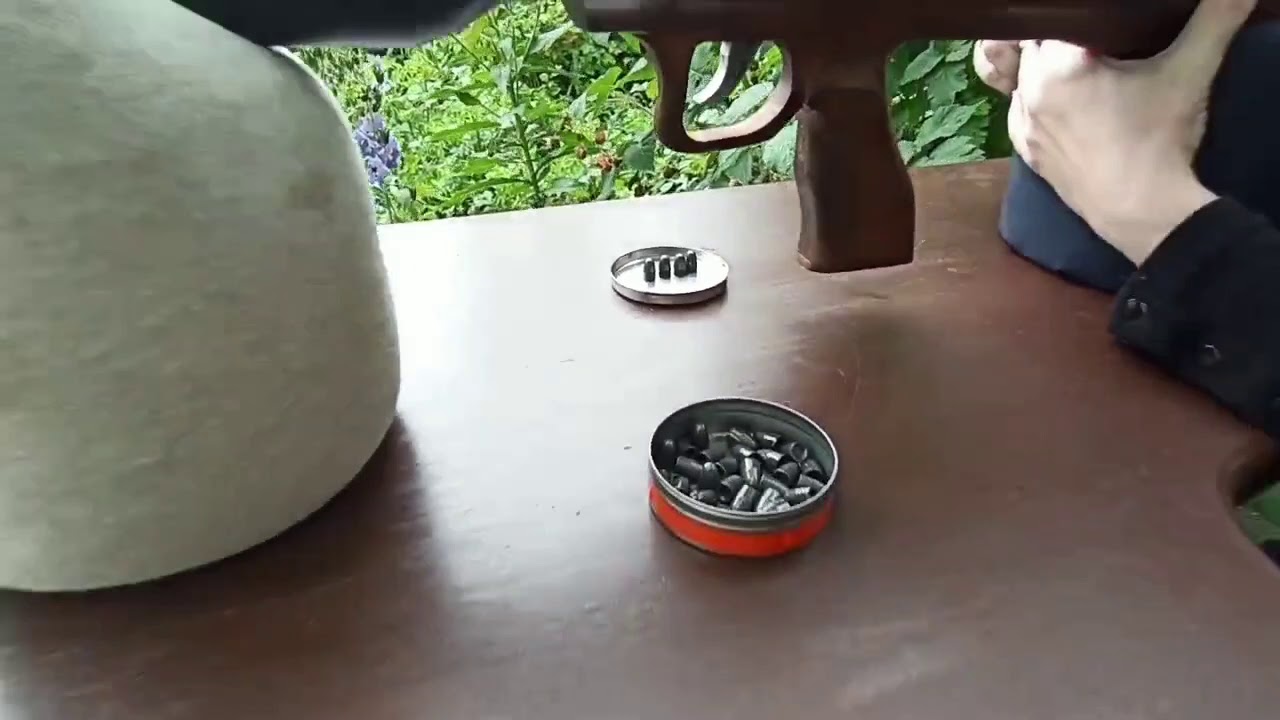 0.22 airgun pellets & 0.30 slugs in slow motion.