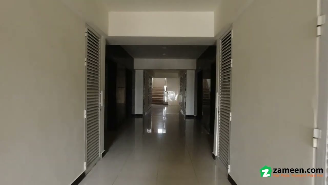222 SQYD FLAT FOR SALE IN FRERE TOWN KARACHI