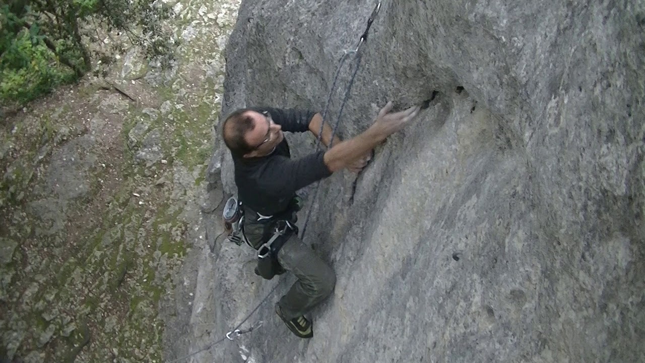 Les eaux claires, Florent dans bidoigts max (sinon rien) 6a+