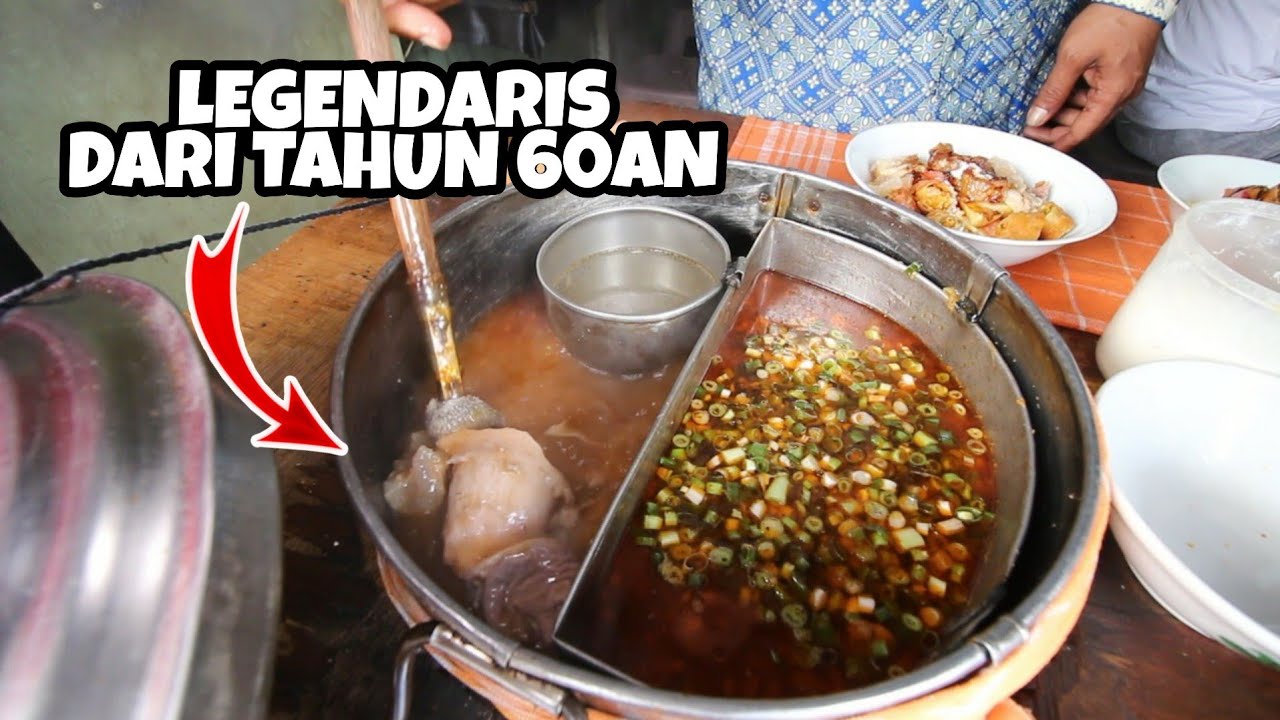 WALAUPUN TEMPATNYA SEMPIT TAPI INI LEGENDARIS YANG TERENAK DI JAKARTA !! INDONESIAN STREET FOOD