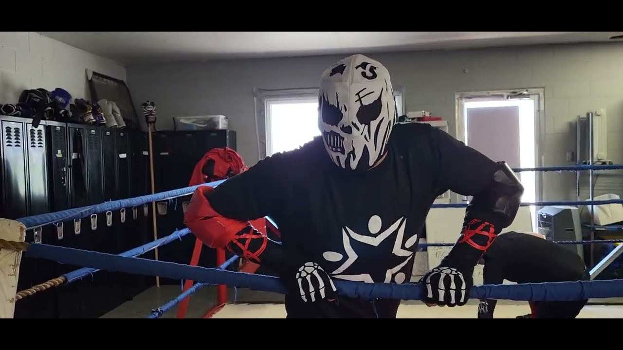EBBW: Singles Match: Hush v.s. Agony