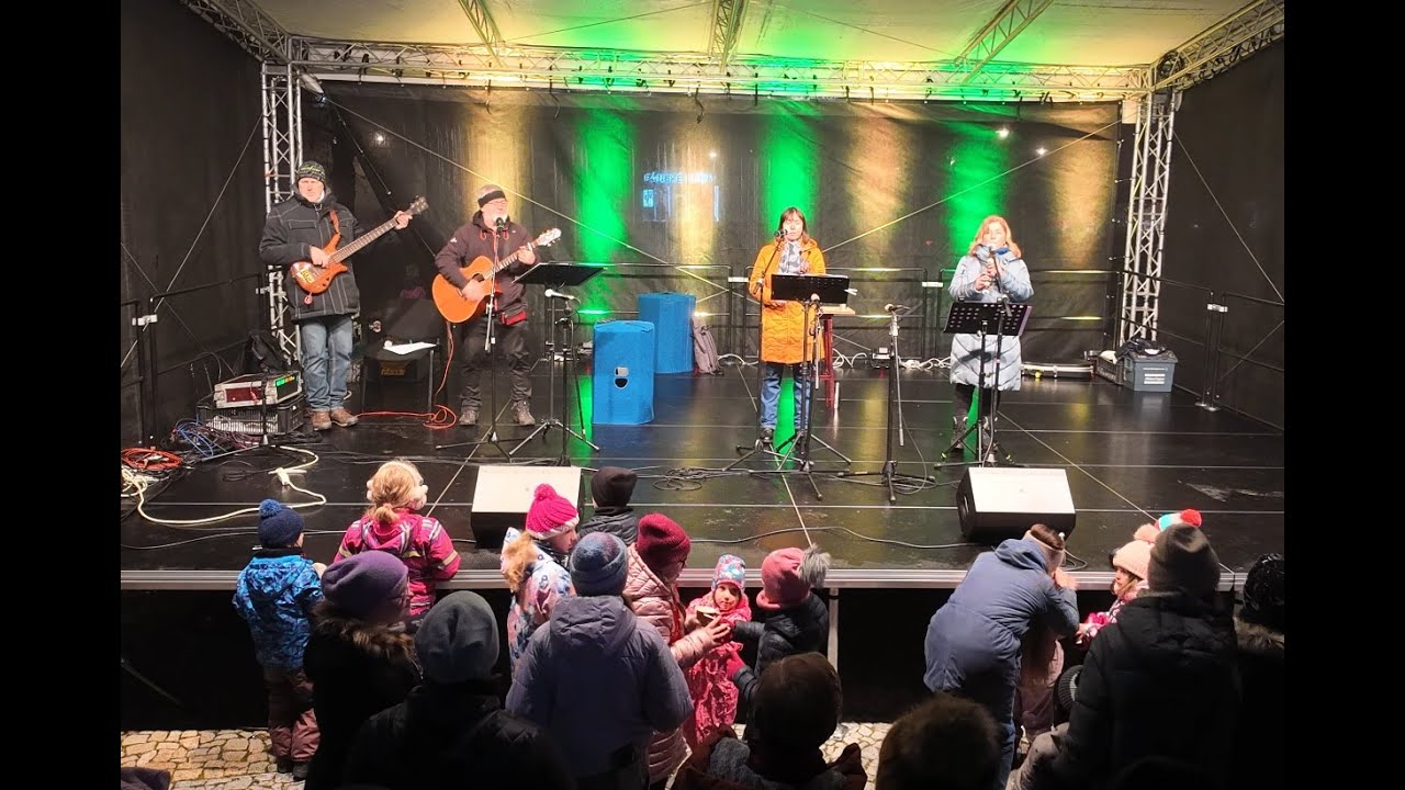 Vystoupení skupiny Zahrajem
