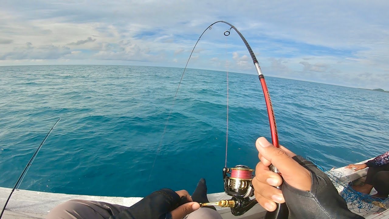 MEMUASKAN ...!!! ULtralight Jigging Dengan Metal Jig 40Gram Terbaru, Dapat Sambaran Keras Begini...