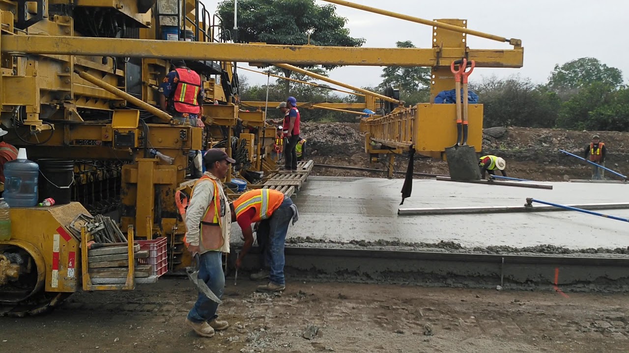 PAVIMENTADORA GOMACO