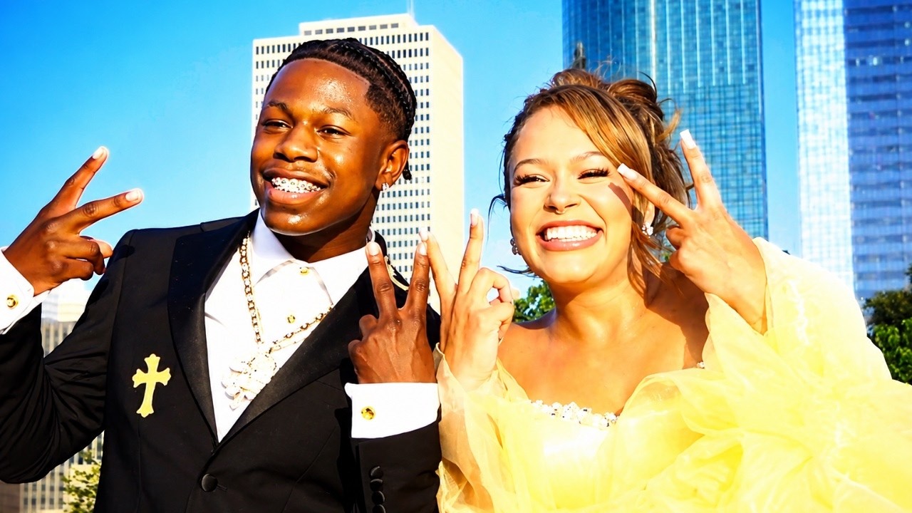 YONNA & RAKAI MEET FOR STREAMER PROM
