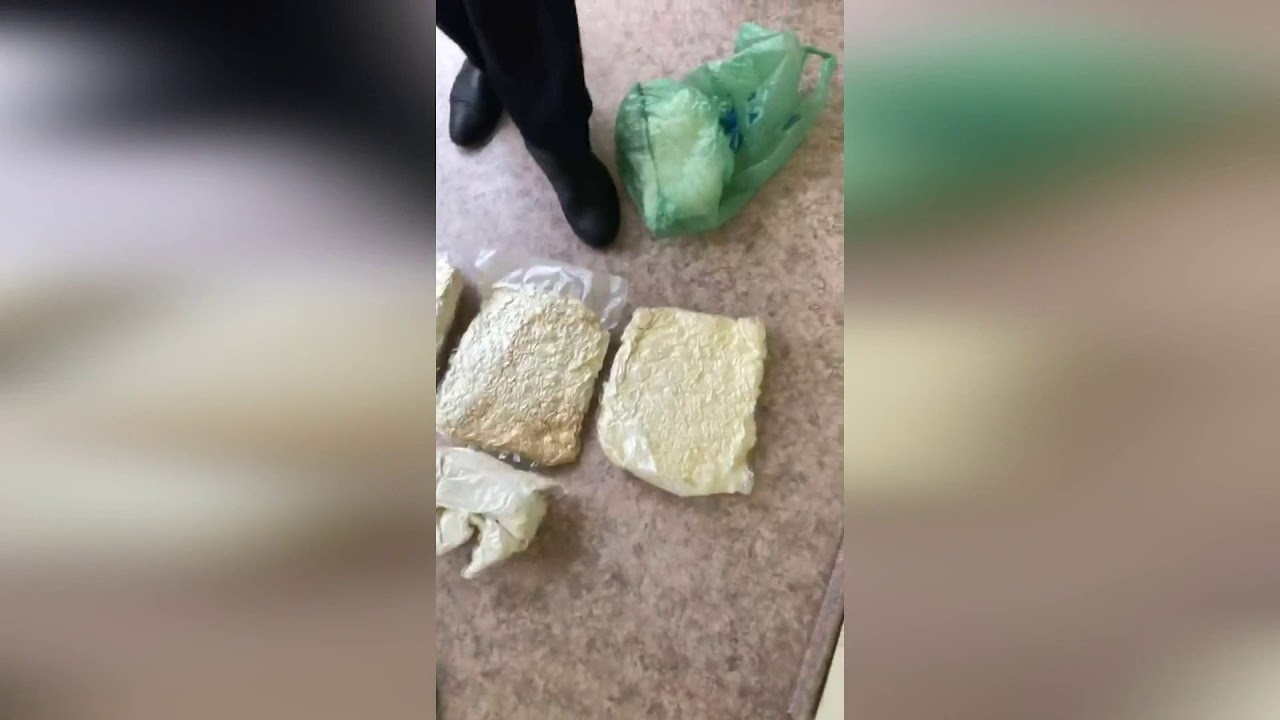 Нижегородские полицейские задержали двоих молодых людей за сбыт крупной партии наркотиков