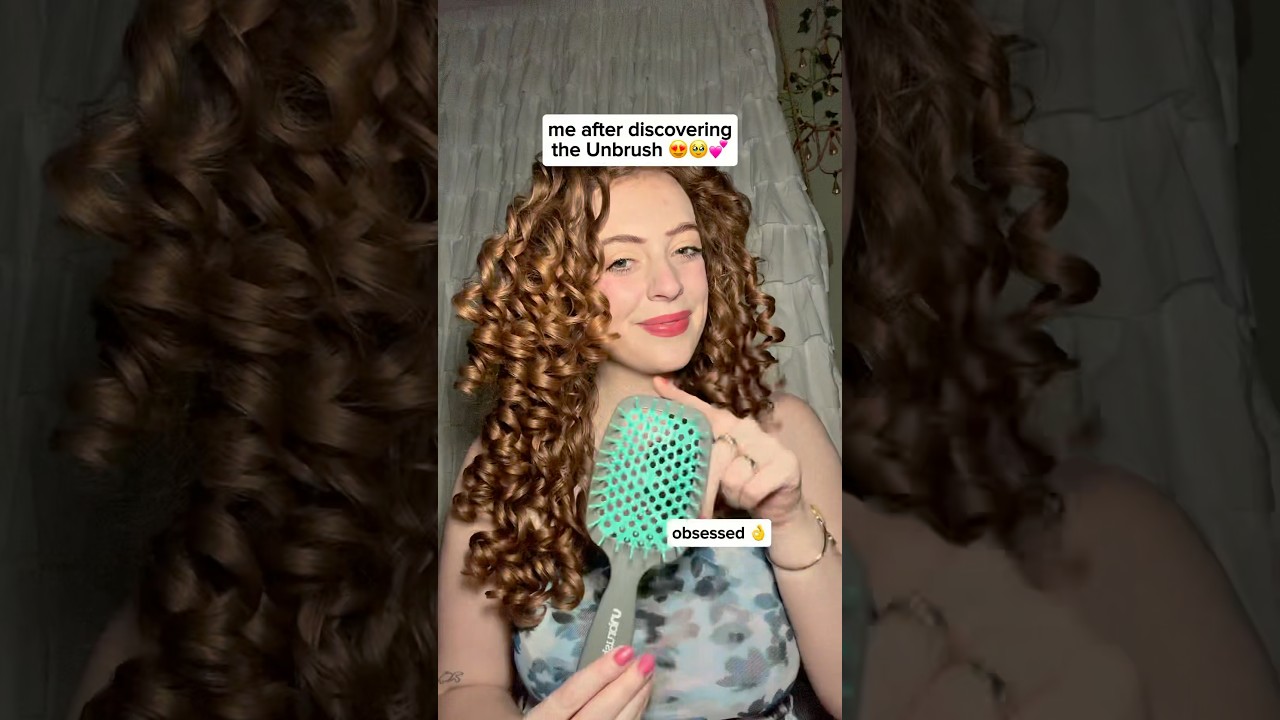 Words can&rsquo;t describe how much I love this brush 😭 #curlyhair