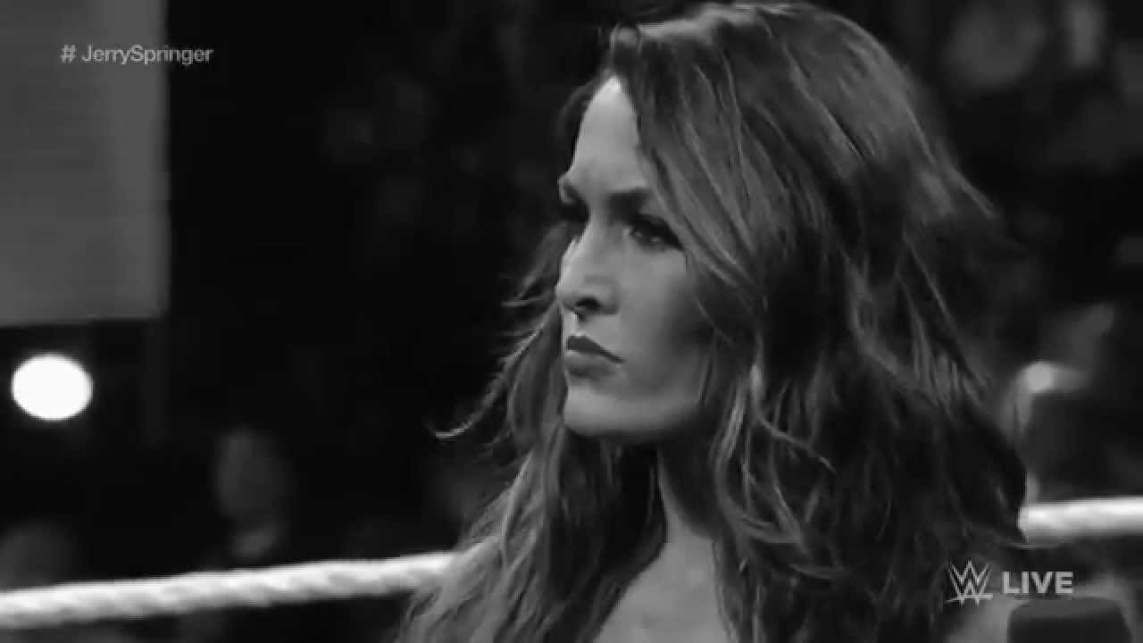 Nikki Bella Mv