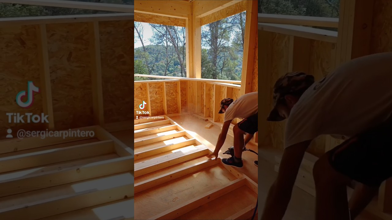 🏡#casas con estilo Americano 💪#workinprogress #construccion #carpintero #madera #espa&ntilde;a