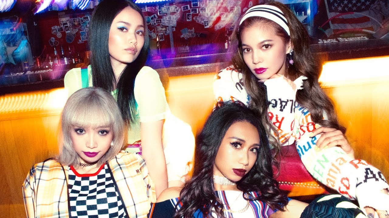 BananaLemon &lsquo;LOOK AT ME, LOOK AT ME&rsquo; MV