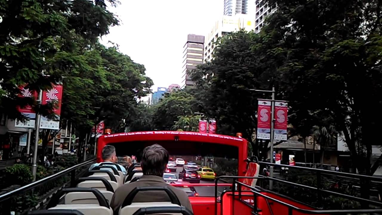 Hippo bus tour Singapore