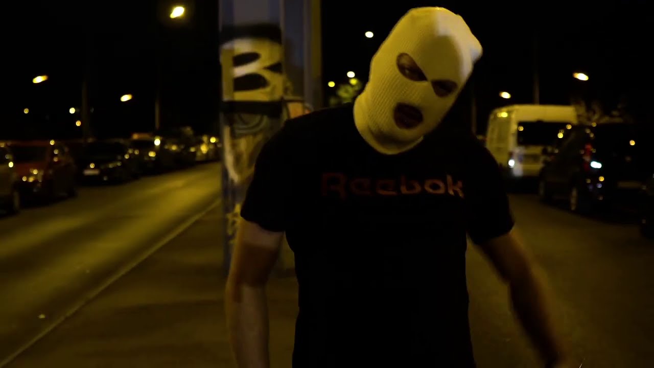 VieR44VieR - Autotune x Official Video x (by OLSKIE VIDZ.)