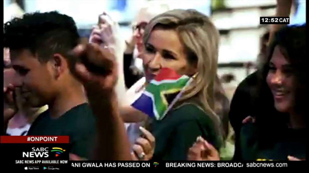 Ndlovu Youth Choir surprise fans at the Mall of Africa