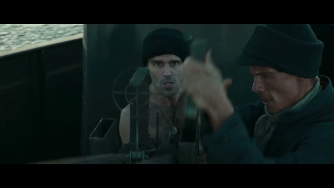 COMANDANTE di Edoardo De Angelis (2023) - Clip 