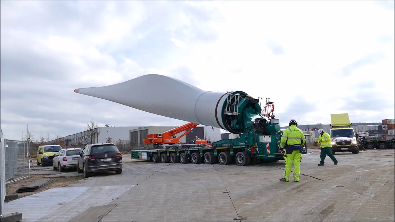 P. Schwandner Rotorblatt Transport mit Goldhofer PST SL 8 und FTV 300