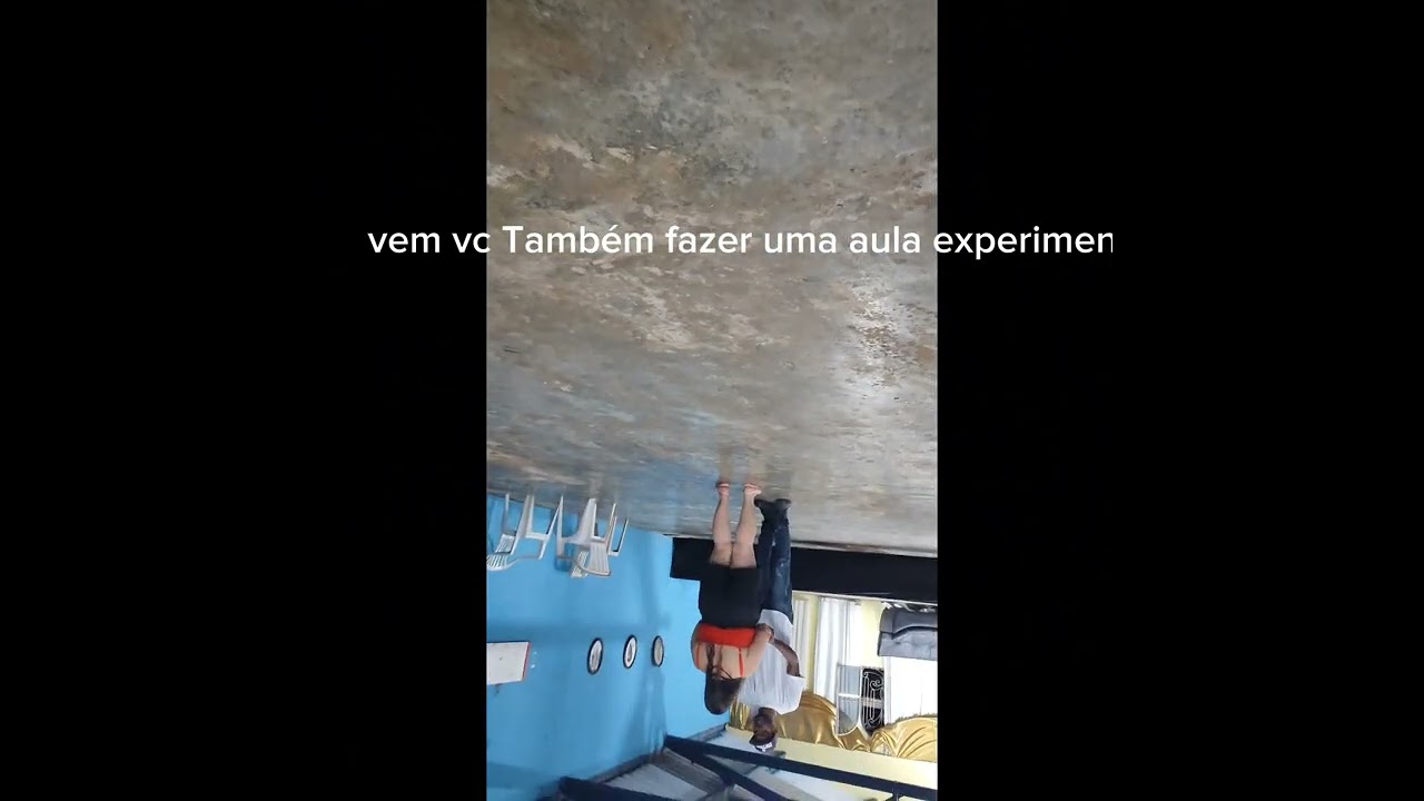 Isso é o que acontece na sua primeira aula nesse lugar