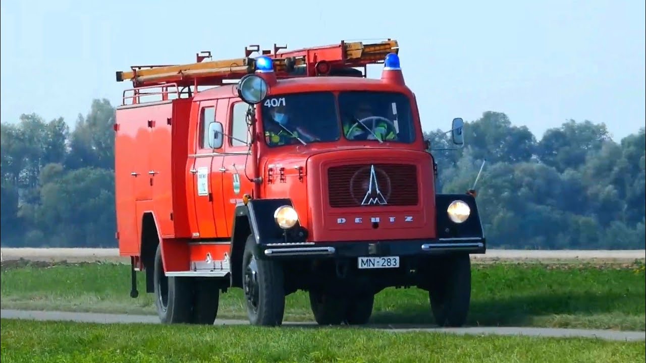 Oldtimer LF 16 Freiwillige Feuerwehr T&uuml;rkheim