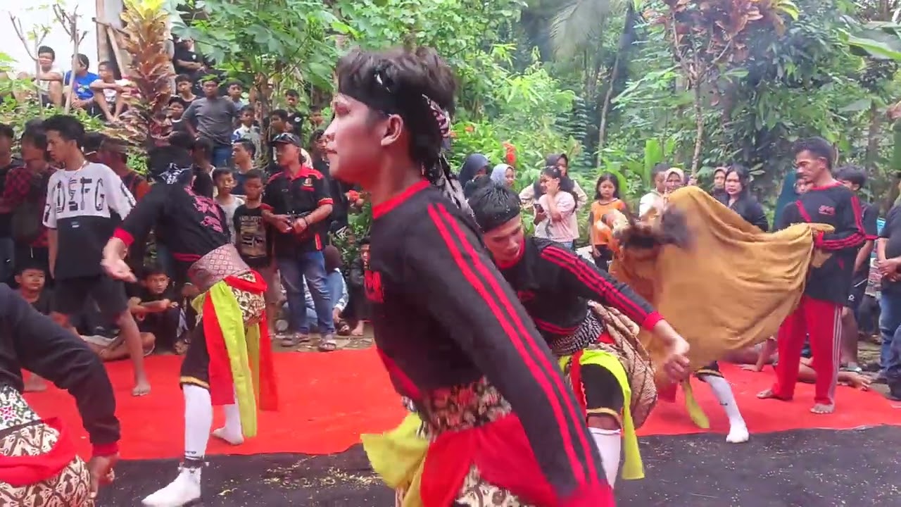 TURONGGO BUDOYO KARANGGINTUNG KEMRANJEN BANYUMAS