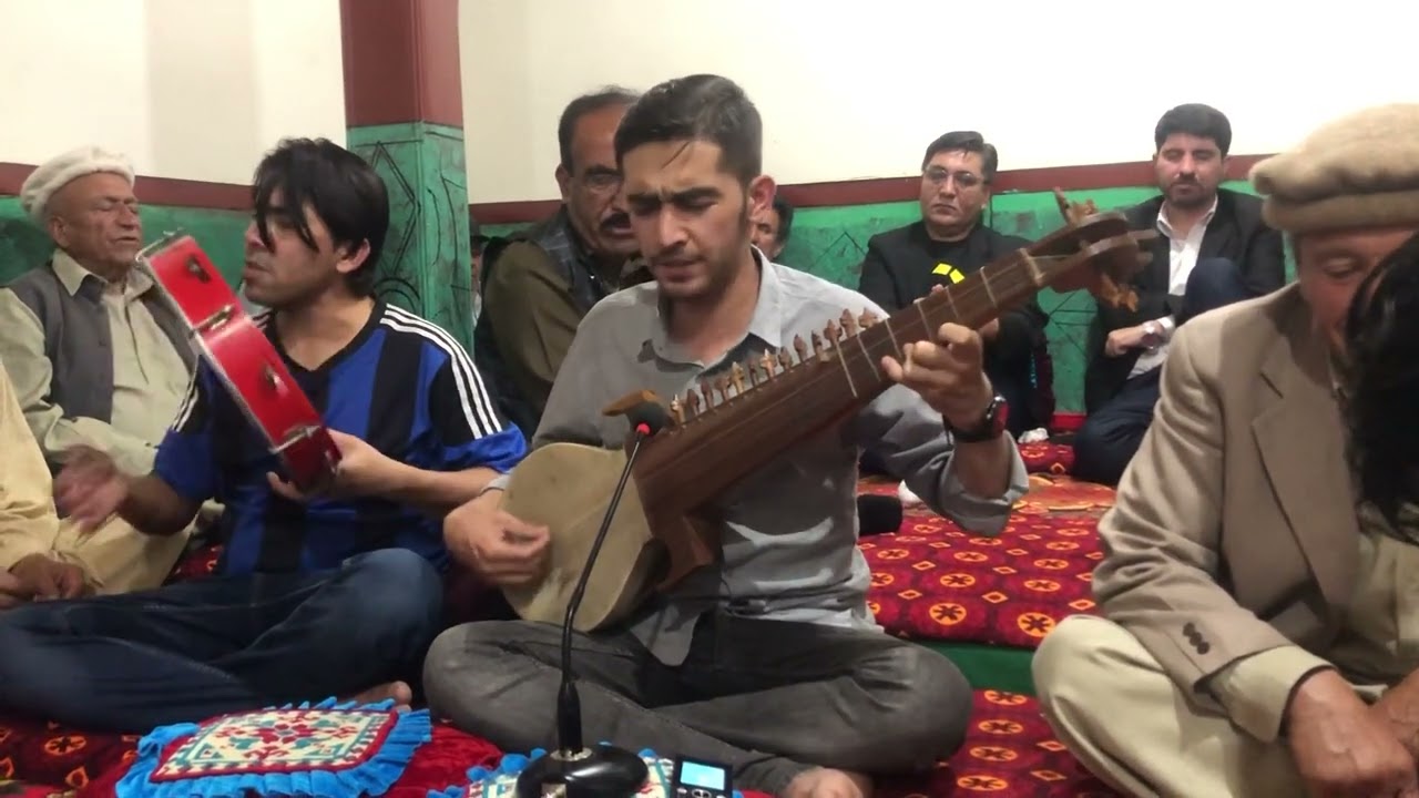 Young talented Ginan khuan (Fahim ud din) from misgar hunza reciting ginan moula goyarum bae k Xhu .