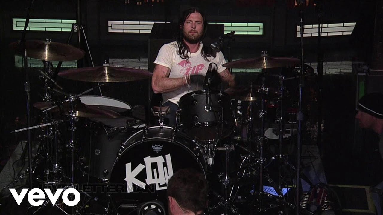 Kings Of Leon - Taper Jean Girl (Live on Letterman)