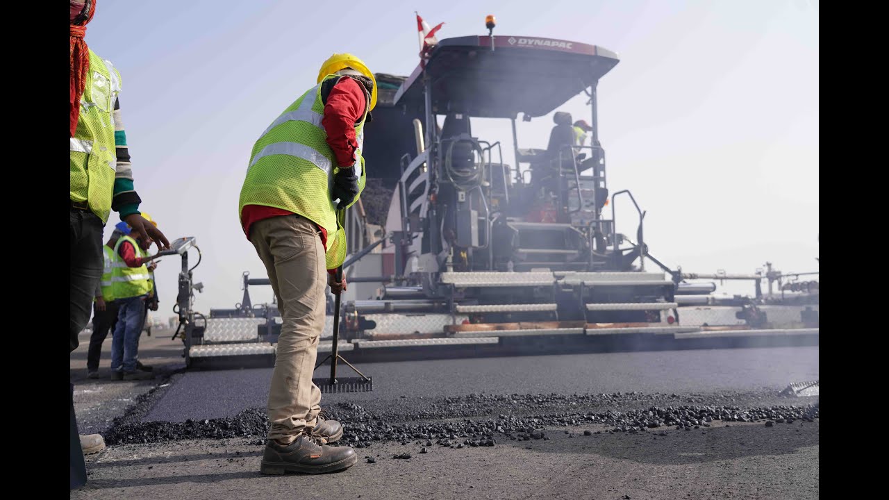 Ahmedabad Airport | National Runway Record- 3.5 km long runway completed in just 75 days!!