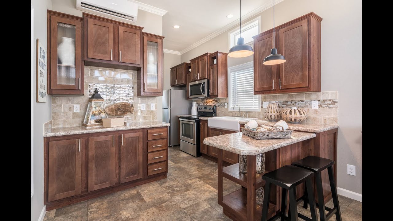 BUILT FOR A KING! NEWEST PARK MODEL TINY HOUSE MUST SEE!
