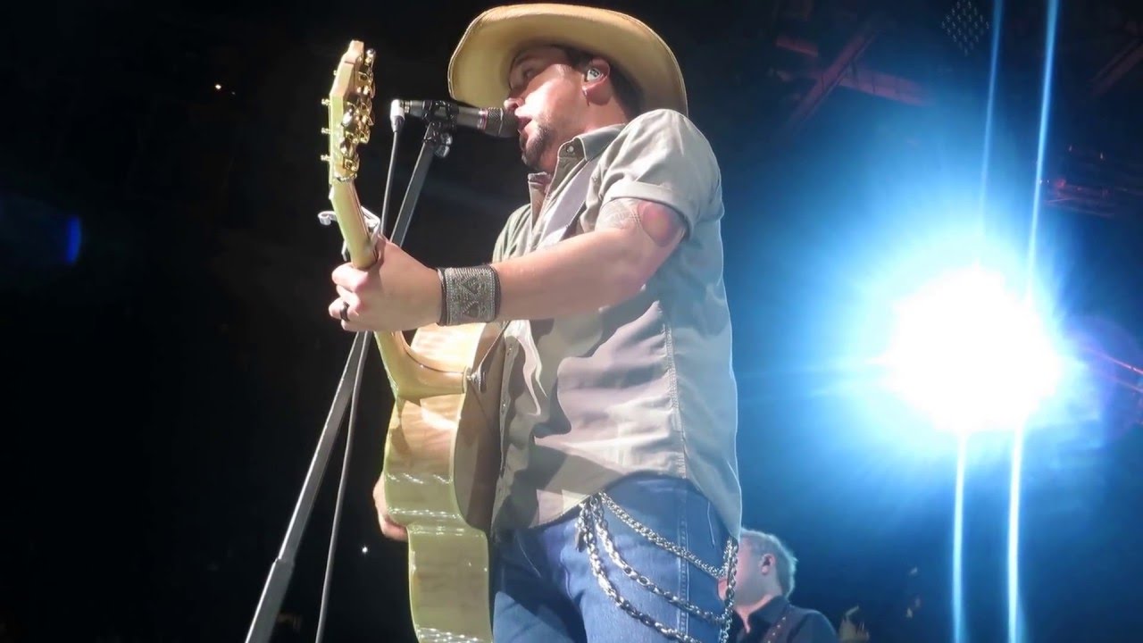 Jason Aldean Acoustic Medley Asphalt Cowboy, Why , The Truth, and Dont you wanna stay