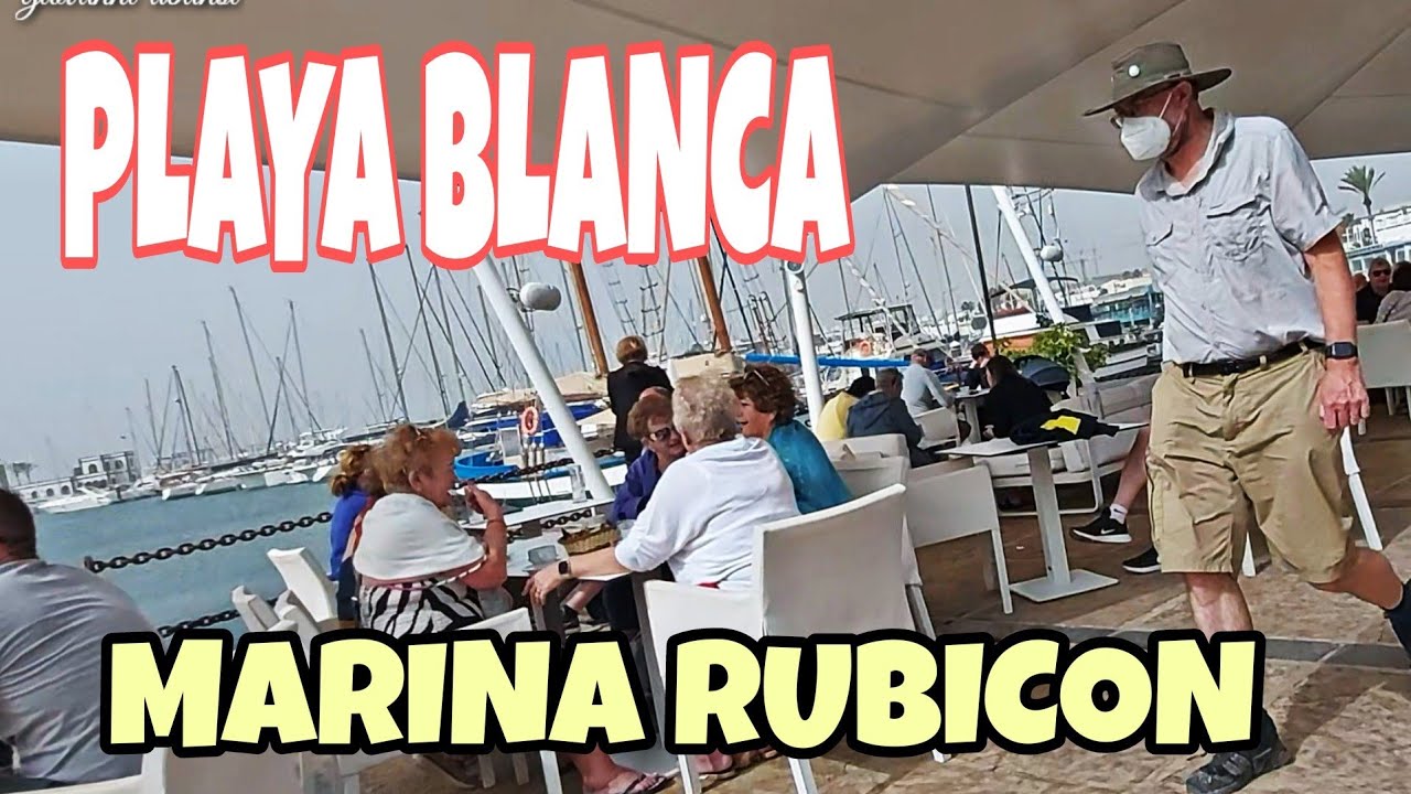 PLAYA BLANCA, LANZAROTE - SATURDAY MARKET AT MARINA RUBICON