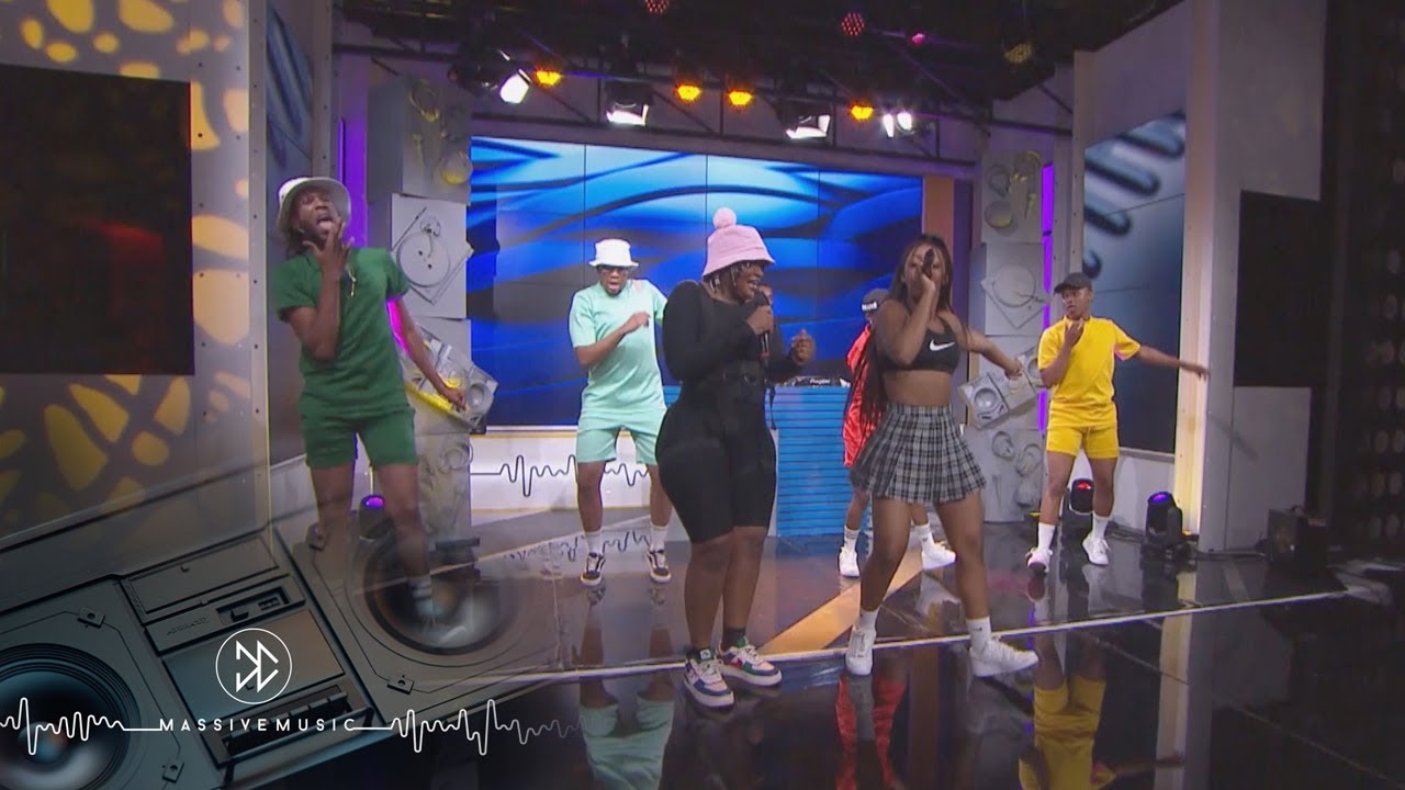 Busiswa and Kamo Mphela Perform ‘Sbwl’ — Massive Music | Channel O