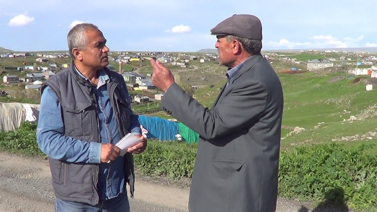 KARS MERKEZ ÇERME KÖYÜ MUHTARI FİLİT ATAYSINLAR KÖY YOLUMUZ ASFALTLANMALI