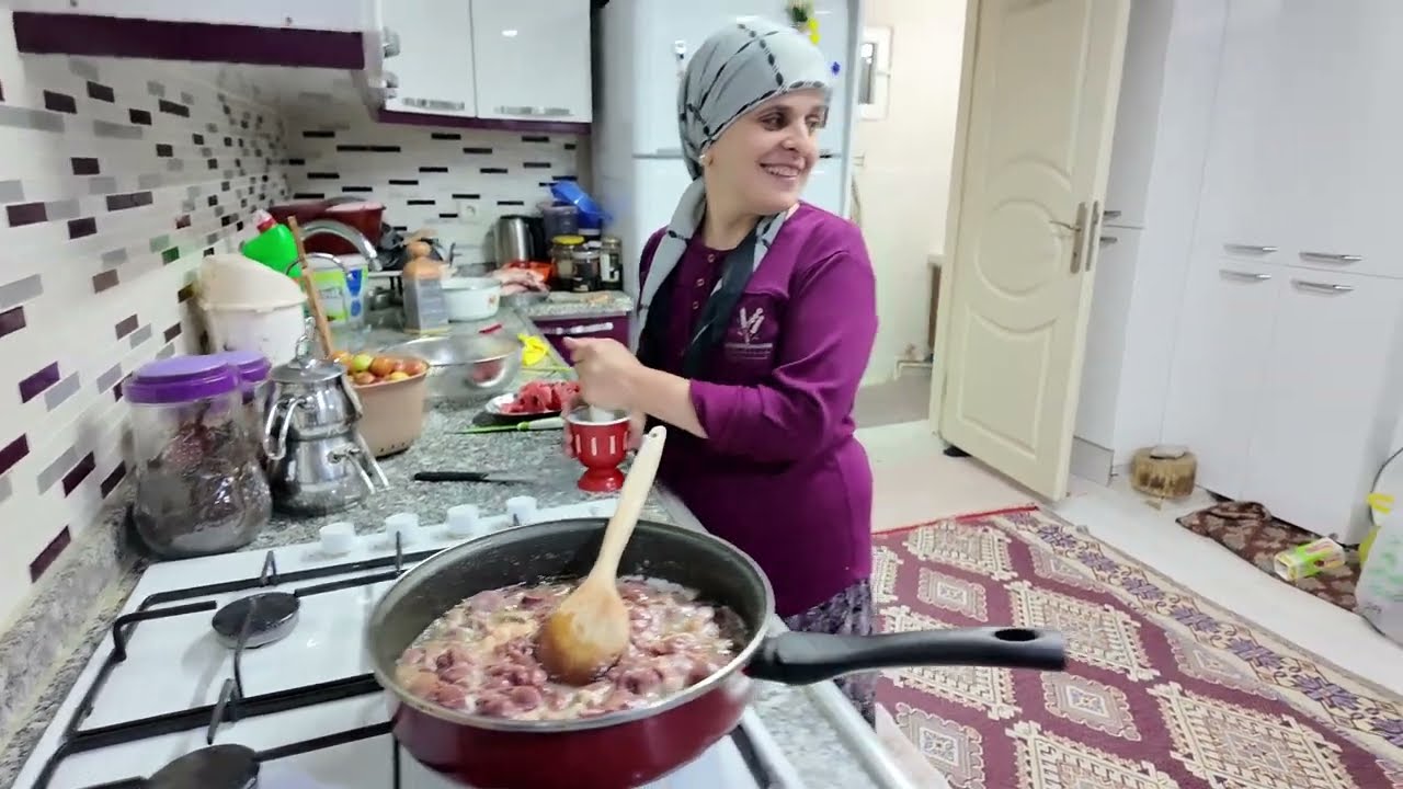 Akşam yemeği ciğer kavurma
